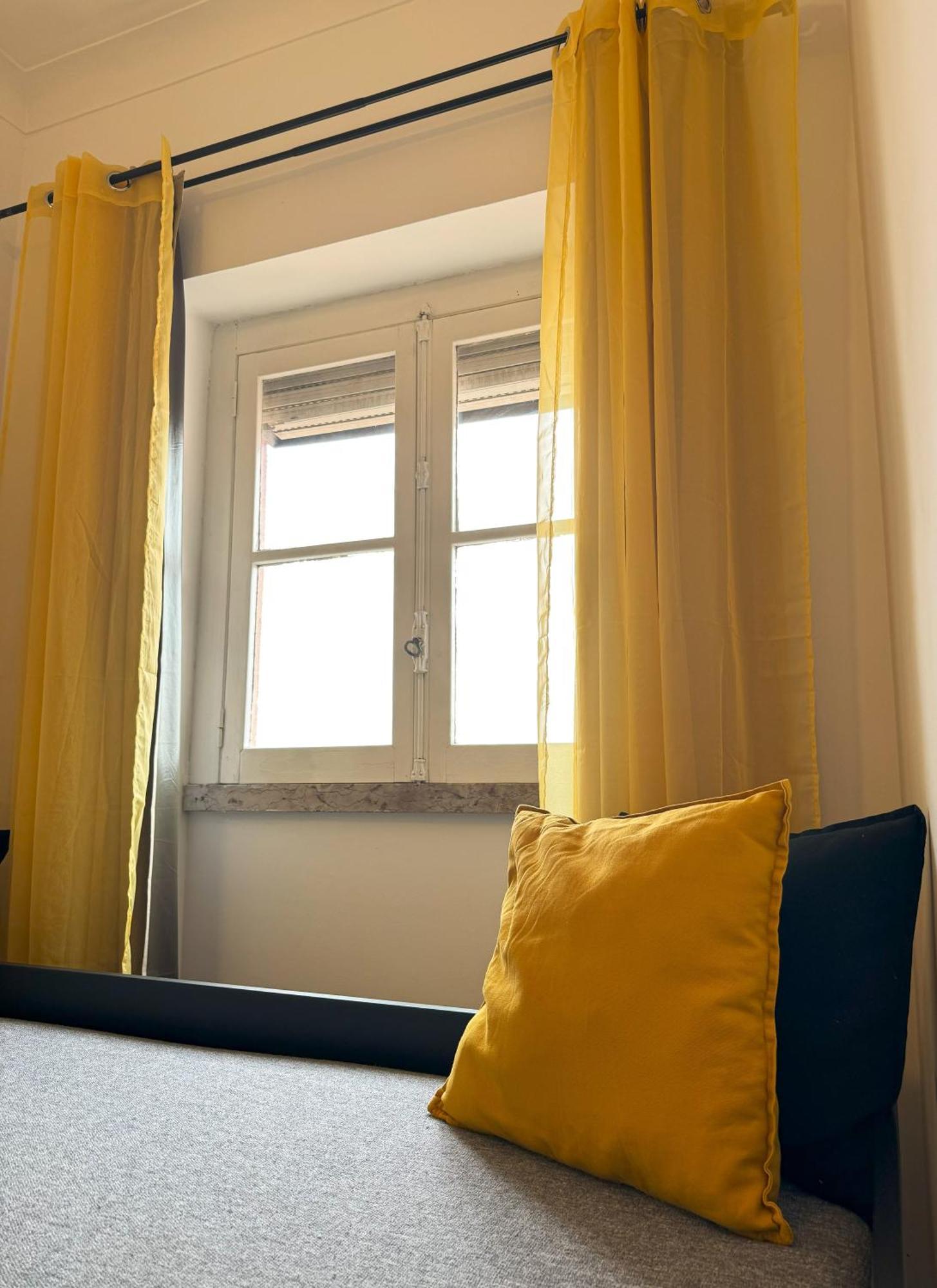 Casas Da Eva - Campolide Lägenhet Lisboa Exteriör bild